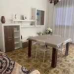 Vakantiehuis Mania Sampieri