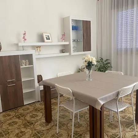 Mania Ferienhaus Sampieri