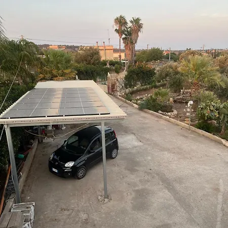 Mania Ferienhaus Sampieri